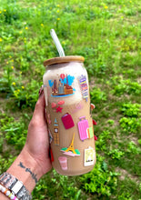 Load image into Gallery viewer, Glass Cup BORN TO TRAVEL