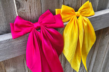 Load image into Gallery viewer, Doria Bow