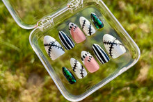 Load image into Gallery viewer, Spooky Stitches Press On Nails 🖤👻
